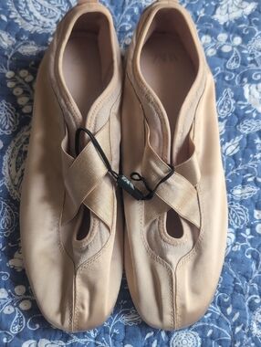 Zara Blush Beige Ballet-Inspired Slip-On Flats with Cross Strap